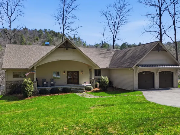 577 Twin Lakes Drive, Highlands, NC 28741