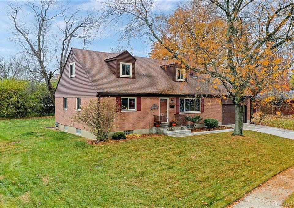 1st image of 662 Cushing Ave