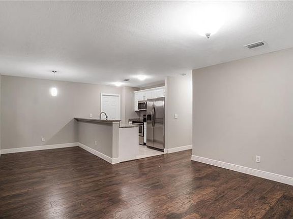3rd image of 3609 E Frierson Ave