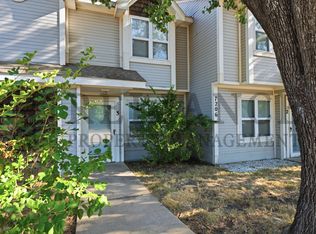 7206-3 W Douglas Ave, Wichita, KS 67212