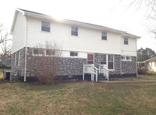 1011 Hunt St, Murfreesboro, TN 37130