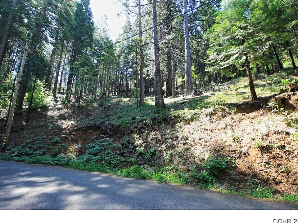 2nd image of 3251 Pine Lake Dr