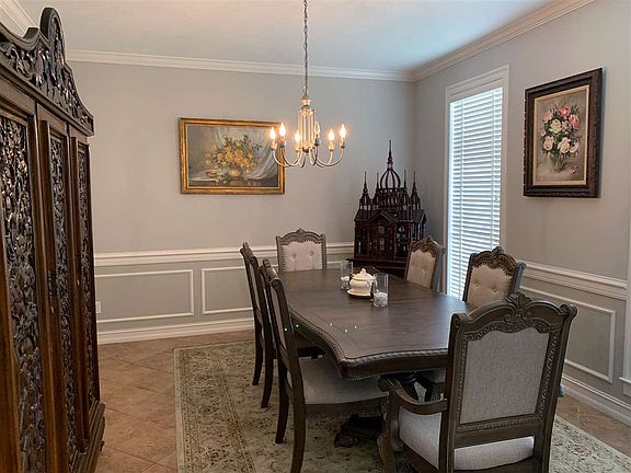 3rd image of 6219 Sheridan Oaks Dr