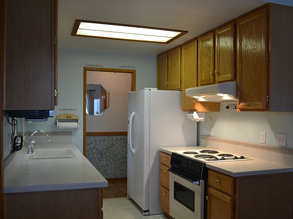 5th image of 6415 Alder Glen Dr SE