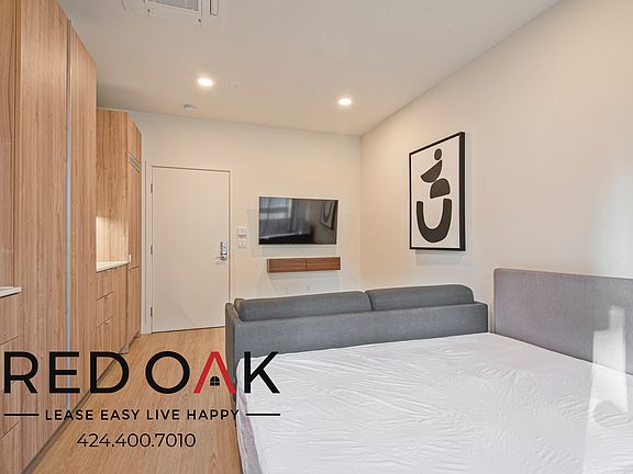 5th image of 7810 1/4 Topanga Canyon Blvd #109B