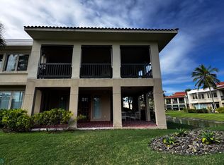 693 Lakeside Vlg #J-4, Vega Alta, PR 00692