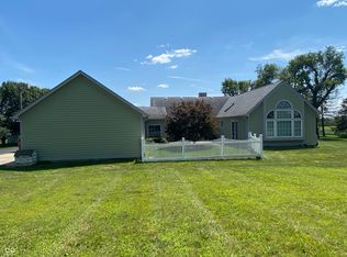 9510 E 235th St, Cicero, IN 46034