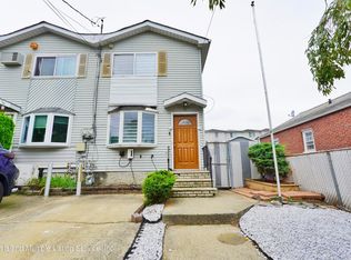 211 Roma Ave, Staten Island, NY 10306