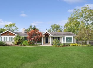 1144 Ranch Rd, Lake Forest, IL 60045