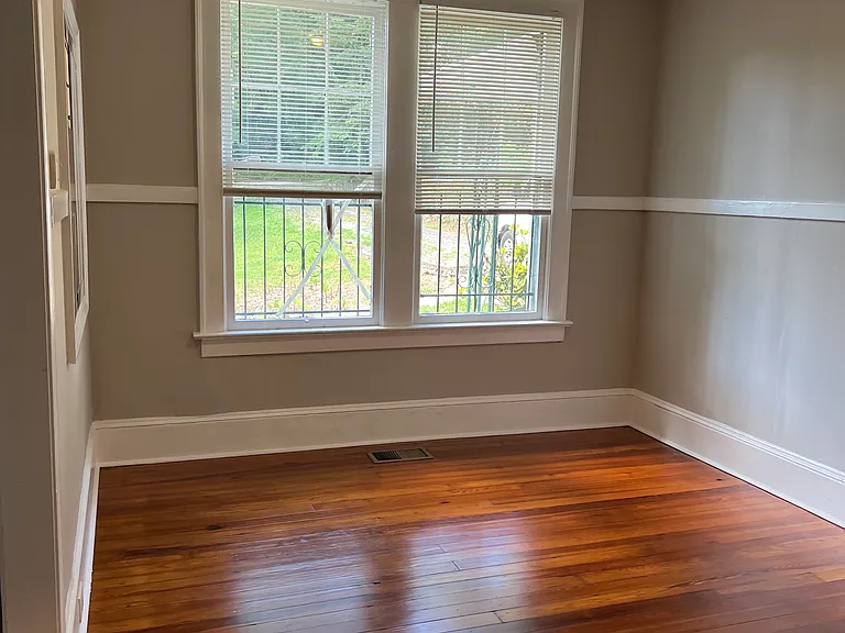 790 N Evelyn Pl NW — Photo 5