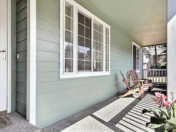 2nd image of 11726 261st Avenue E