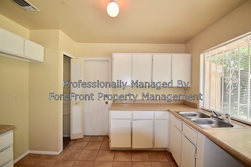 1st image of 5827 Branch Valley St