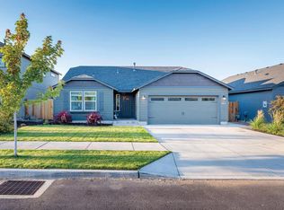 3647 SW Pumice Ave, Redmond, OR 97756