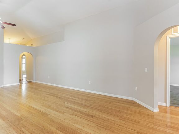 4th image of 3246 Bellericay Ln