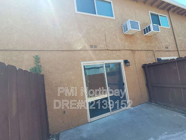 1200 Dana Dr #9 — Photo 23