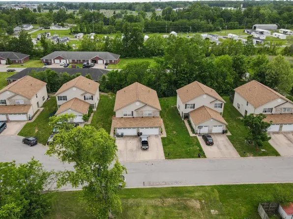 1500 Cornerstone Ct, Marion, IL 62959