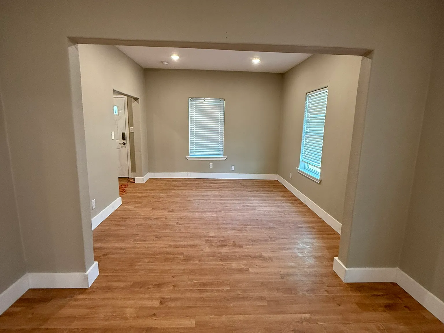 2 bed, 1089 sqft, $1,375 — Photo 4