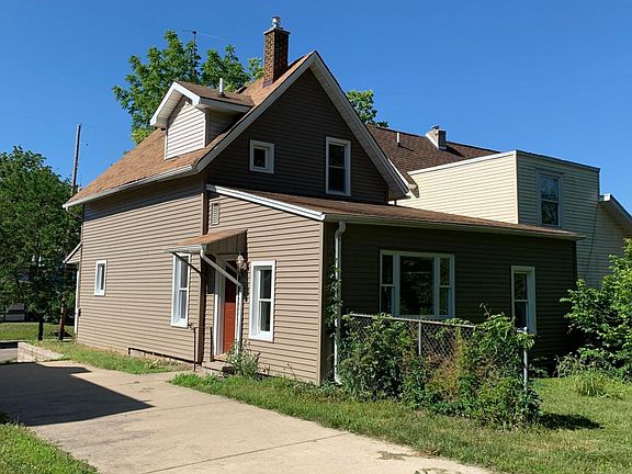 2nd image of 815 E Shiawassee St
