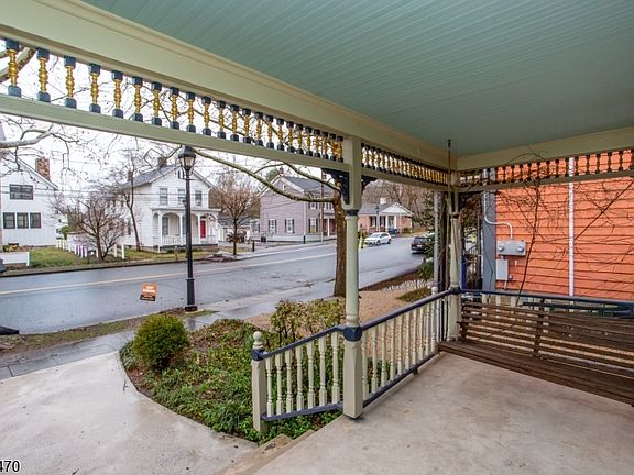 5th image of 9 Bridge St