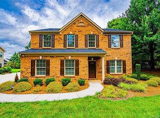 2400 Bethesda Oaks Dr, Gastonia, NC 28056