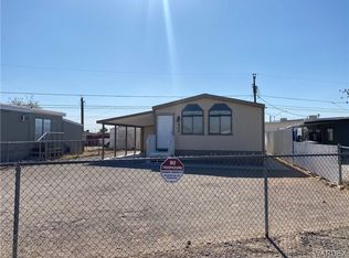 902 Harbor Dr, Bullhead City, AZ 86442