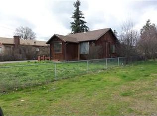 98 Freeman Rd, Central Point, OR 97502