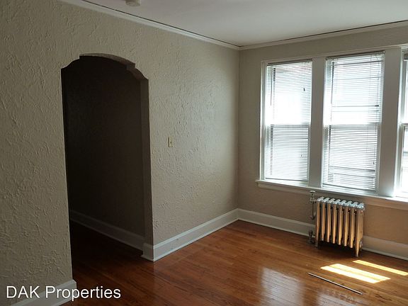 2nd image of 2937 N Bartlett Ave APT 3