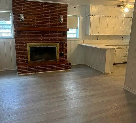 4th image of 627 Kingston Dr