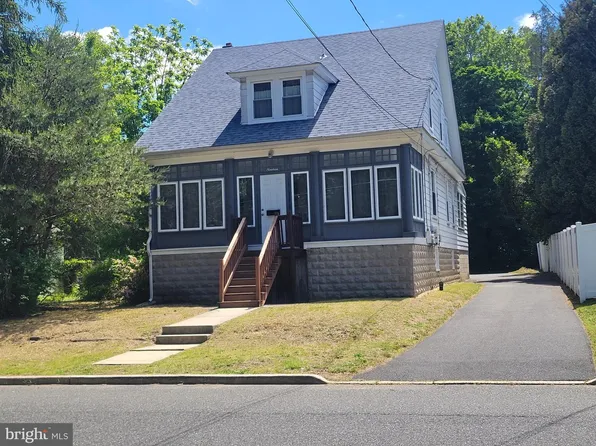 19 Euclid Ave, Pitman, NJ 08071