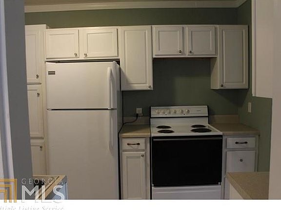 5th image of 320 S College St