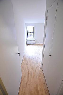 2nd image of 325 E 34th St #5E