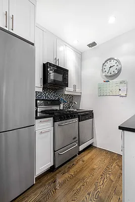 Rented by Corcoran | media 16