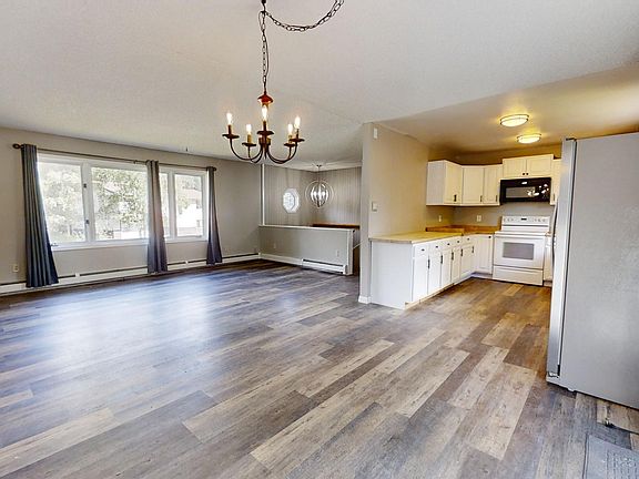 3rd image of 4517 Dartmouth Dr