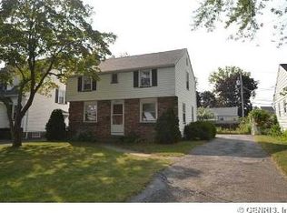 371 Winfield Rd, Rochester, NY 14622