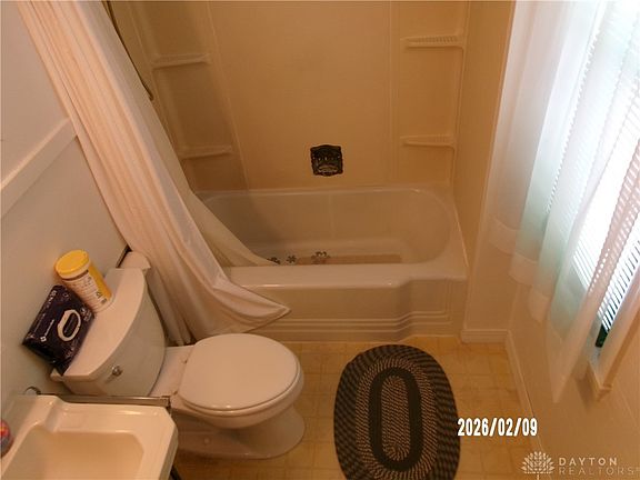 3rd image of 1417 Schaeffer St