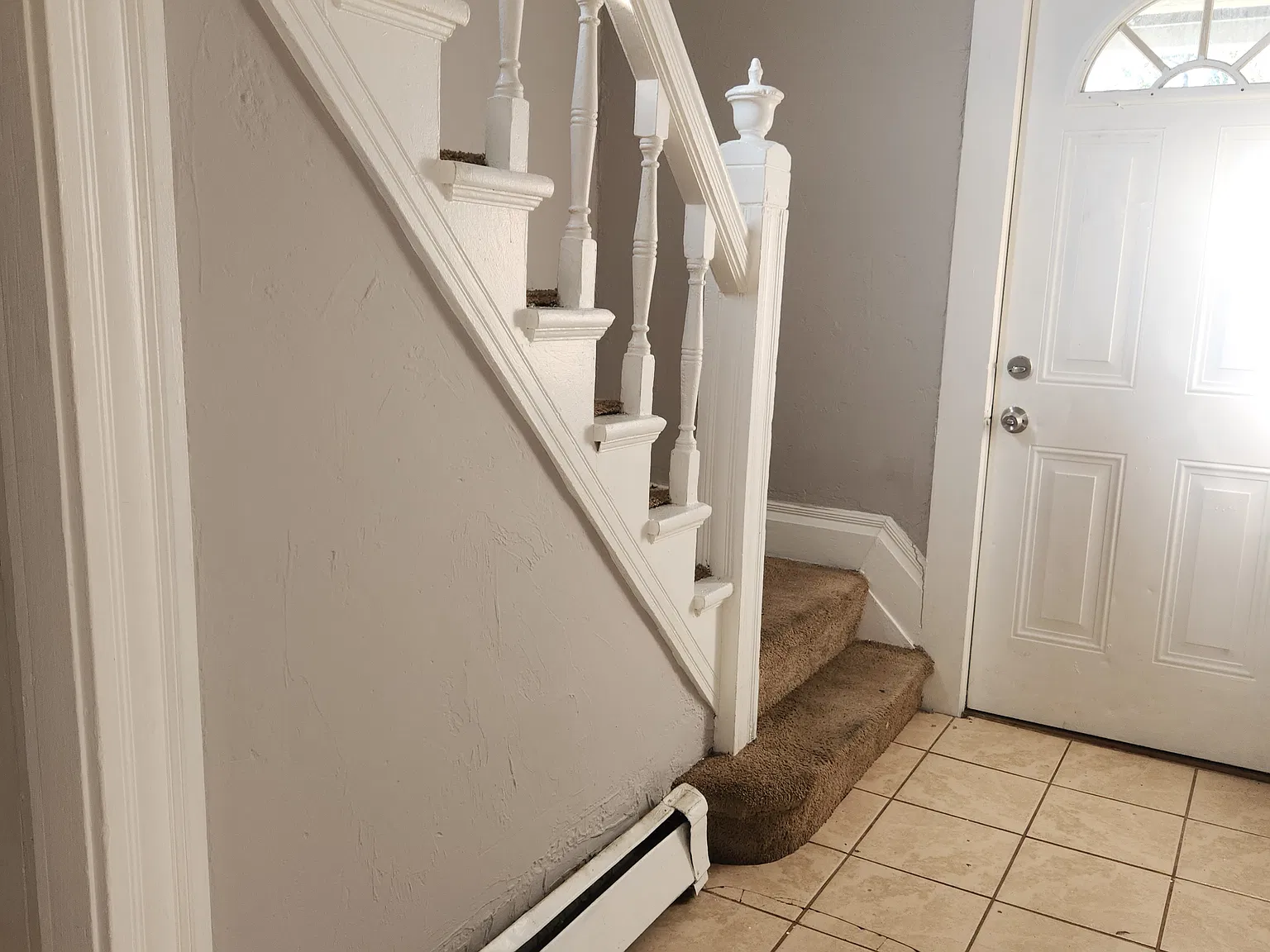 4 bed, 1178 sqft, $1,400 — Photo 1