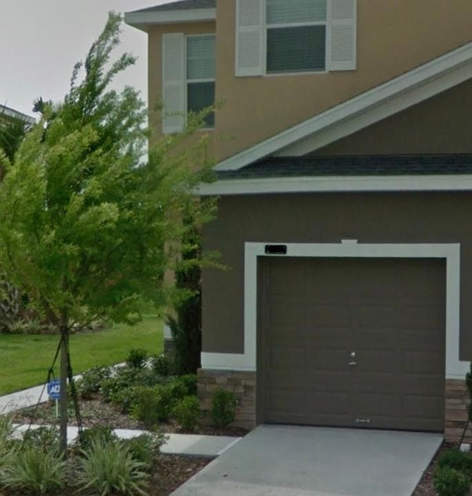 2nd image of 2922 Rodrick Cir