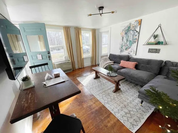 399 Middle Rd #A, Exeter, NH 03833