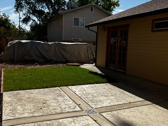 4th image of 216 Stonybrook Dr