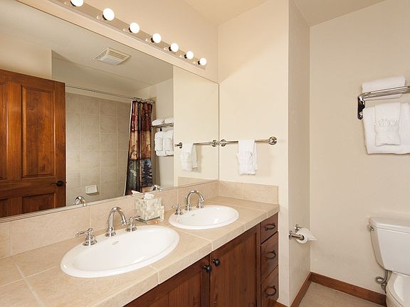 5th image of 505 S Main St #1504
