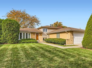 8022 Sawyer Rd, Darien, IL 60561