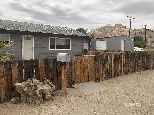 3rd image of 13769 Birch St