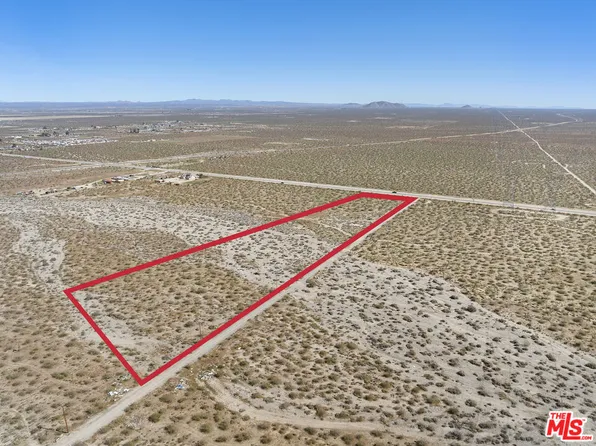 165 Vac Ave #165-U4, Palmdale, CA 93591