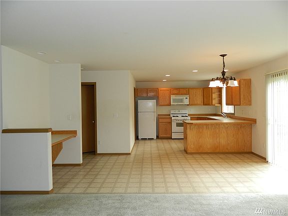 5th image of 6918 5th Street Ct E