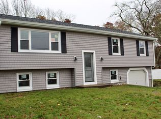655 Sharps Lot Rd, Swansea, MA 02777