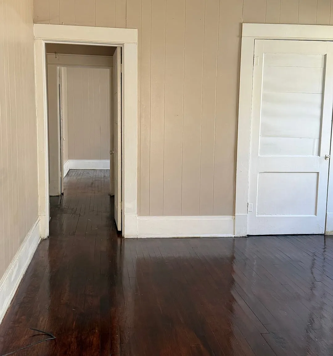 2412 Pinehurst Blvd Unit 2 — Photo 3