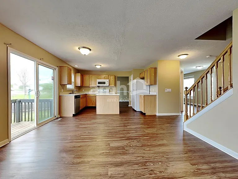10942 Alamosa Dr — Photo 4
