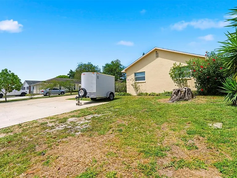 3052 Park Ln #B — Photo 4
