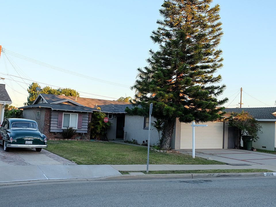1st image of 21208 Berendo Ave