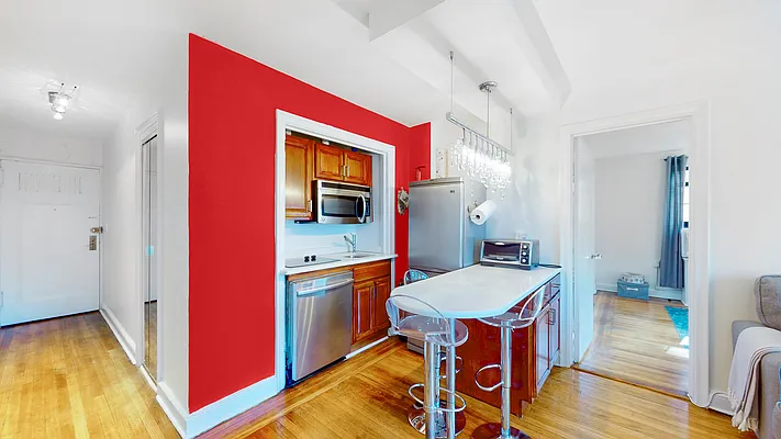 Rented by Oxford Property Group | media 13